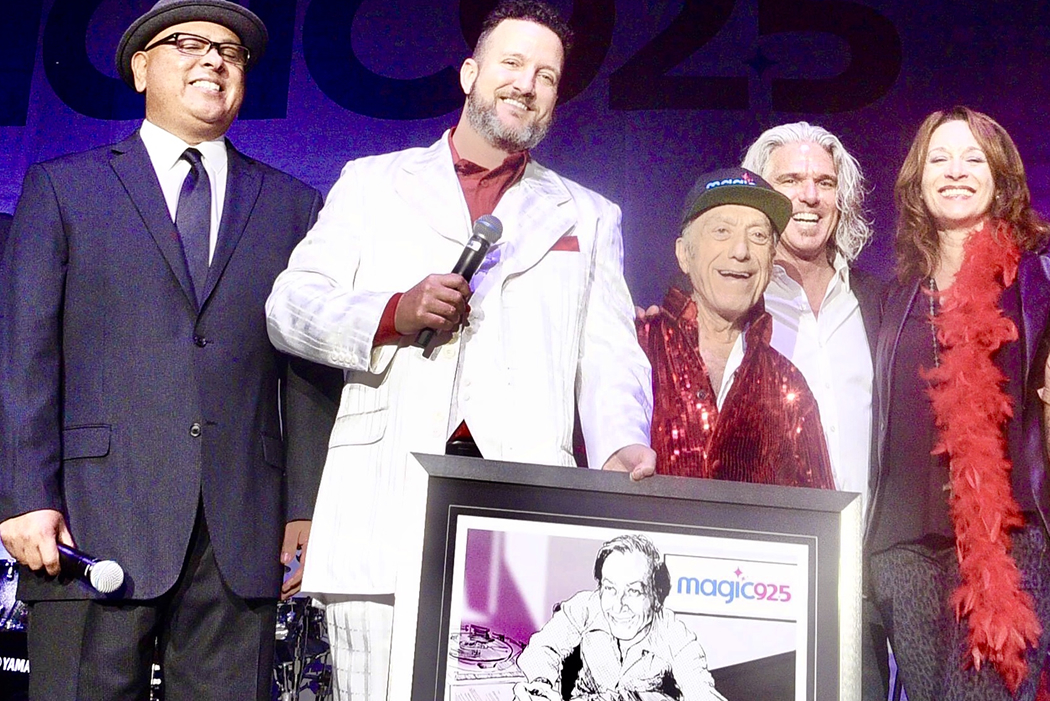 Magic 92.5 Presents Art Laboe with Lifetime Achievement Award Magic 92.5